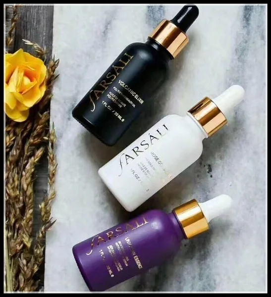 

Women Fashion Rose Gold Elixir Radiating Moisturizer Volcanic Elixir Hydrating Unicorn Essence Oil Free Highlight Primer Serum
