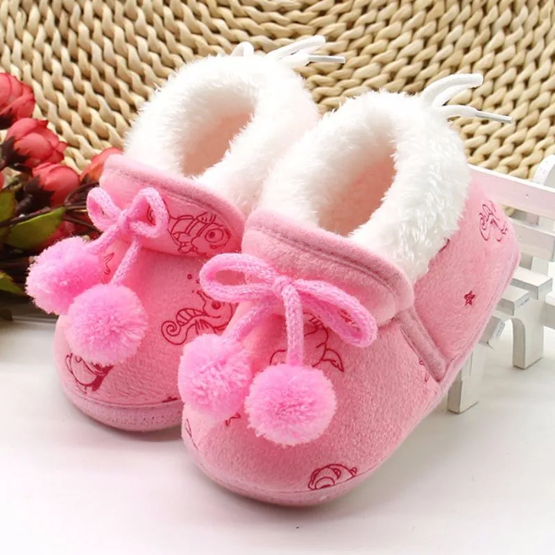 Зимняя детская обувь милый, для новорожденных с бантом для девочек-принцесс, теплый, для тех, кто только начинает ходить, мягкие пинетки для новорождённых Дети девушка в течение часа или в обуви