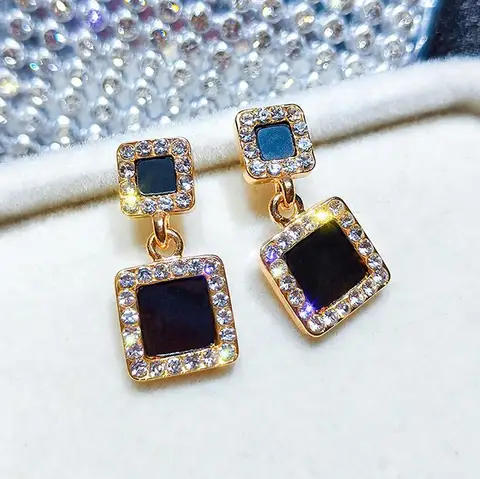 Earring Small Fresh And Simple Earrings Temperament Ladies Rhinestones Circle Women's Earring Jewelry Accessories Oorbellen