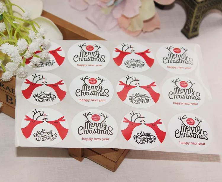 12pcs Merry Christmas Snowflake Elk Seal Sticker Badge Kraft Paper Sticker tags Labels Seal Envelope Box Wrapping Baking Decor