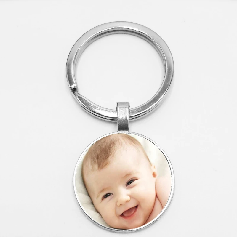 

2019 Handmade Personalized Family Baby Photo Keychain Company Logo Football Club Badge Private Party Photo Custom Key Chain