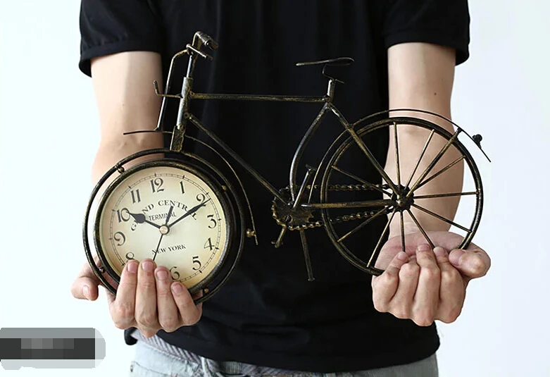 

reminiscent table clock metal bicycle shaped resin round wheel mute desk clock home decoration vintage table clock bike