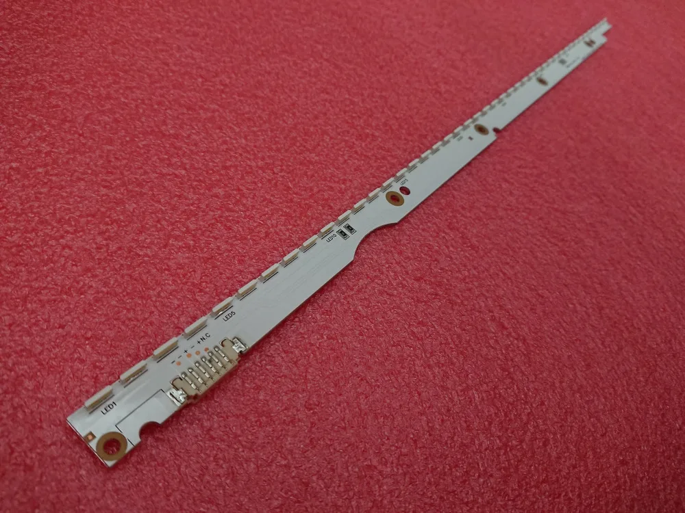 

New 2pcs/lot 44LED LED strip for samsung UA32ES5500 UE32ES6200 SLED 2012SVS32 7032NNB 2D V1GE-320SM0-R1 32NNB-7032LED-MCPCB