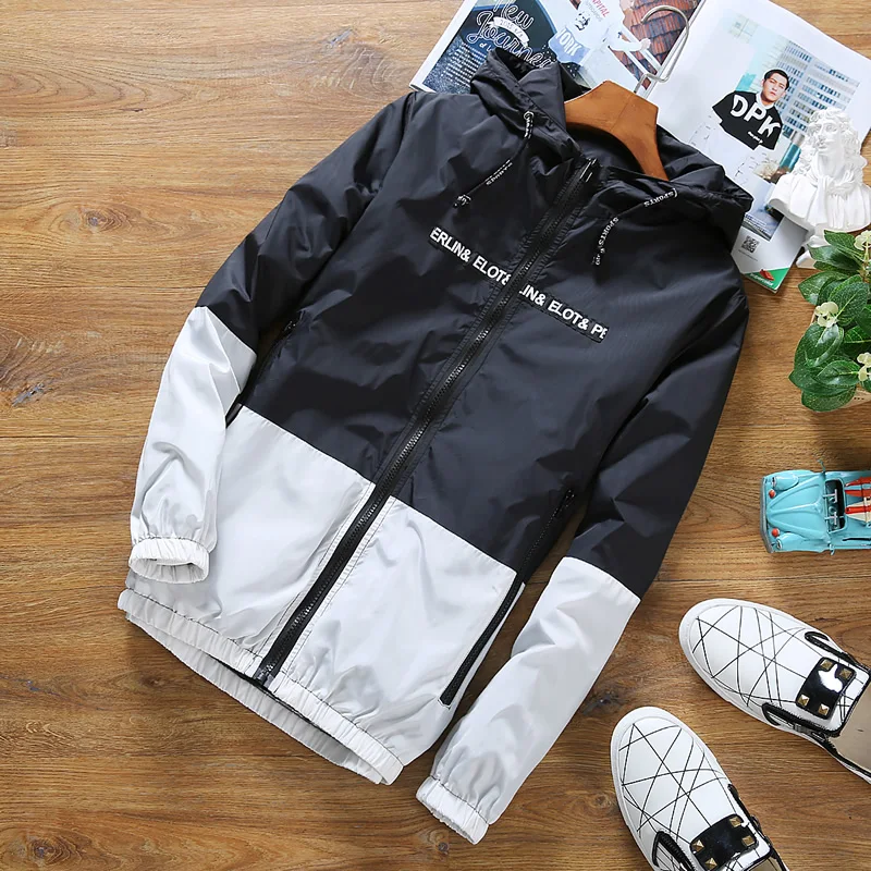 

Zogaa 2019 Male Summer Windbreaker Men Sun Protection Clothing Coats Jackets Men Hooded Thin Light Patchwork Waterproof Outwear