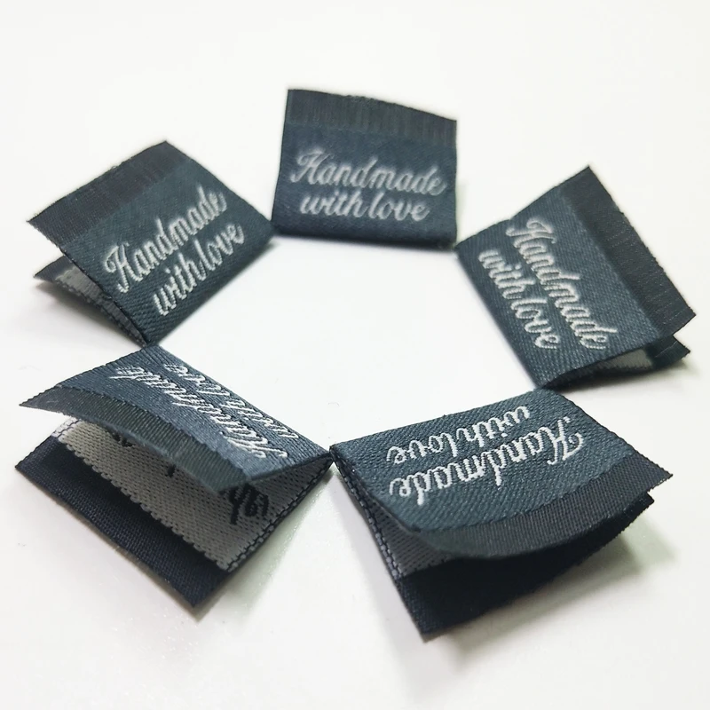 

100pcs 2*2.5cm Hand made with love DIY Woven/main Labels middle folded for garment clothes/bags/shoes/clothing tags accessory