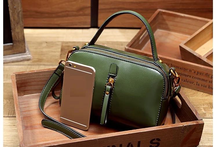 4667592674_472693669