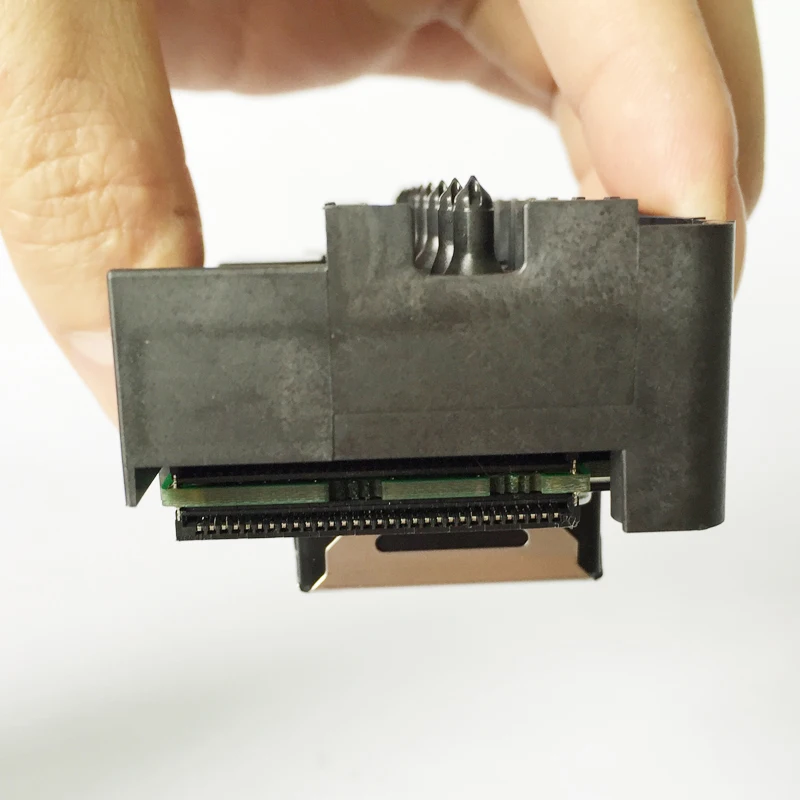 F186000 (6)