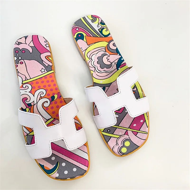 

KEAIQIANJIN Summer Crystal Women's Transparent Slippers New Summer Open Toe Shoes Sexy Graffiti Sandbeach Slippers Gold Silver