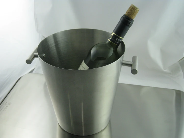 The new stainless steel ice bucket ears wine cask red barrels barrel
