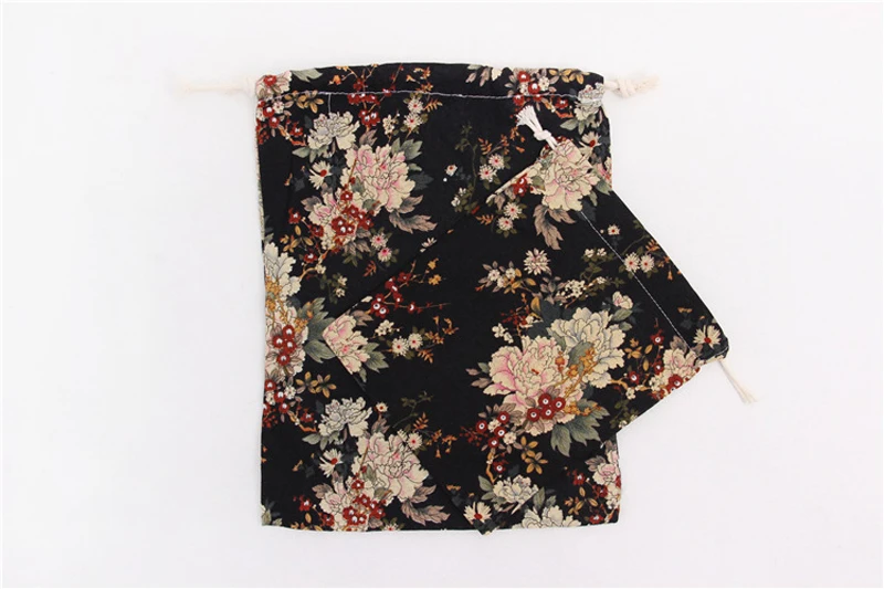 40PCS / LOT Printed Flowers Drawstring Bag Cotton Linen Travel Bags Portable Multifunctional Reusable Pouch 3 Sizes 40PCS / LOT Printed Flowers Drawstring Bag Cotton Linen Travel Bags Portable Multifunctional Reusable Pouch 3 Sizes