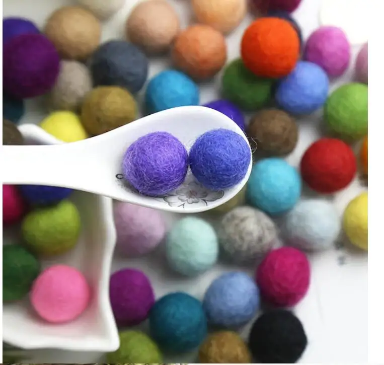Buy 50pcs/lot 100 Wool Felt Balls Round Wool Felt