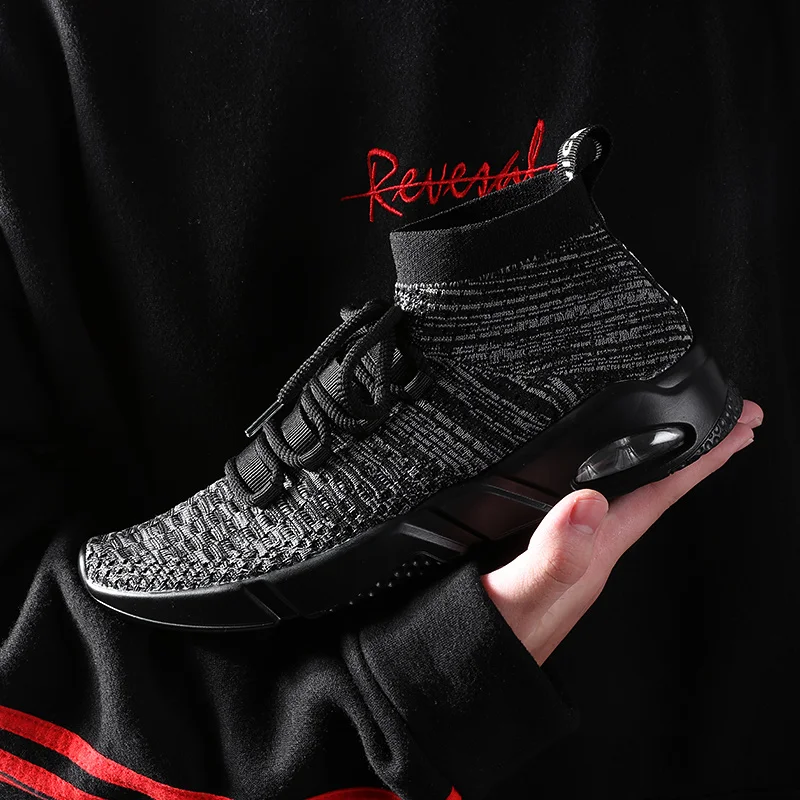 

MIVNSKVE Flying Weaving Men Sneakers Ultra-light Breathable Men Casual Shoes Large Size:39-46 Outdoor Comfortable Men Shoes