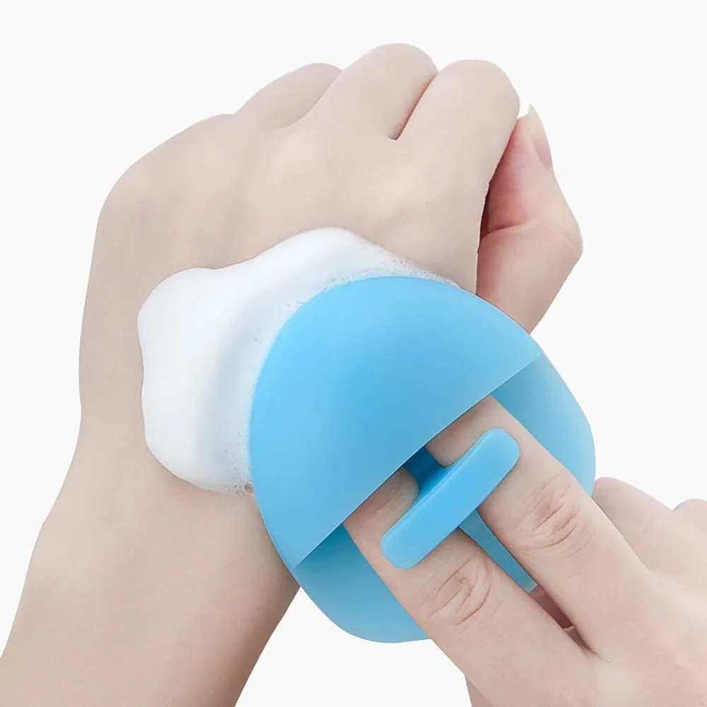 Silicone cleansing brush