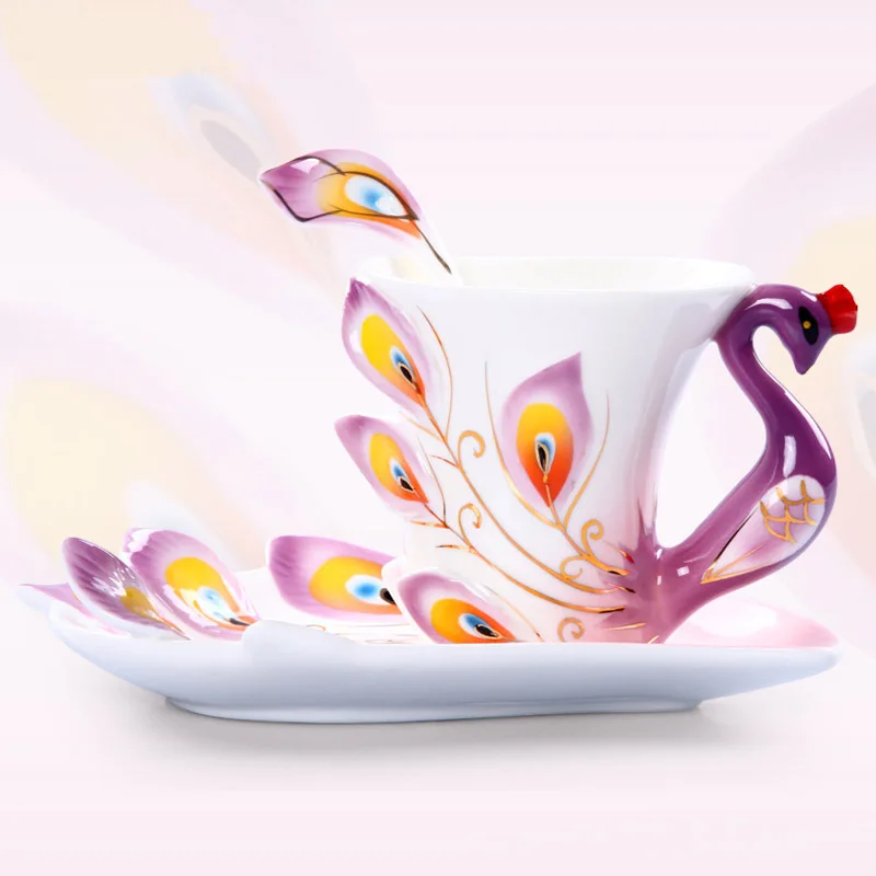 YeFine керамические s Креативный дизайн Павлин керамические кофейные чашки 3D эмалированная фарфоровая чашка с блюдцем и чайная и кофейная ложка наборы