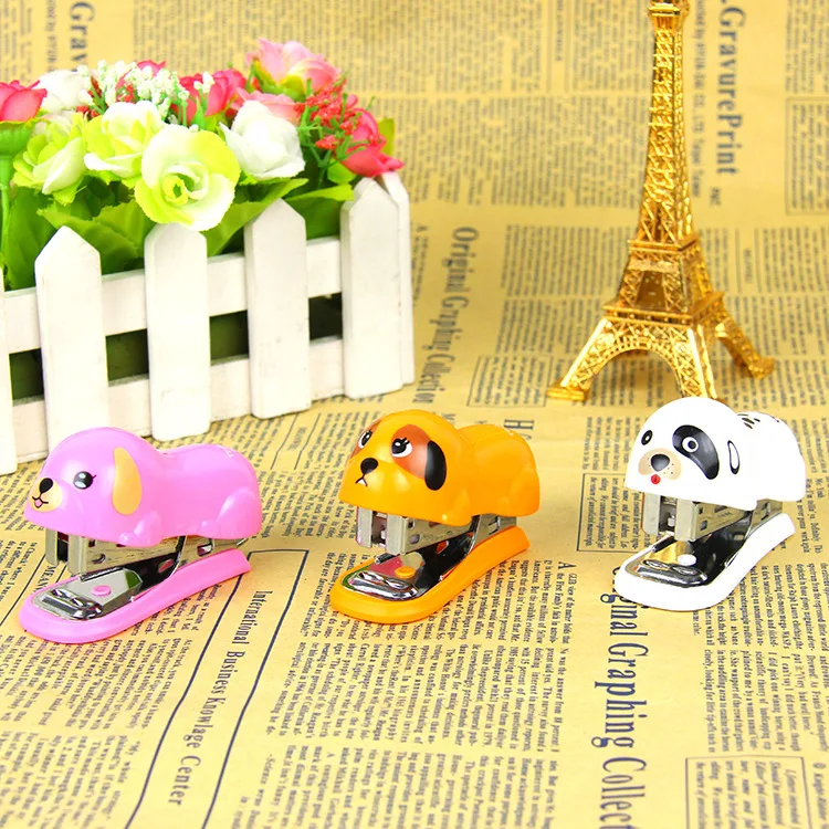 3pcs/pack Cute Cartoon Mini Stapler with Student Stationery Small