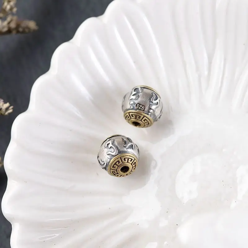 silver-om-bead009A