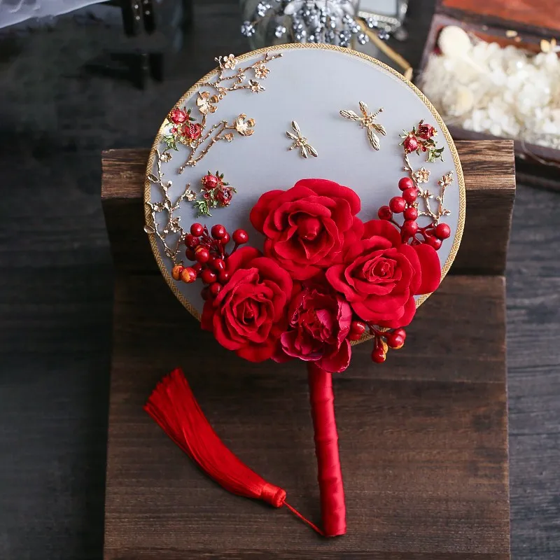 JaneVini роскошный красный и белый свадебные букеты в китайском стиле вентилятор золото искусственная Роза невеста держатель для букетов вентиляторы
