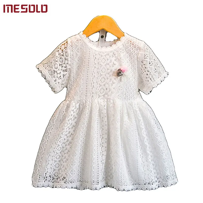 MESOLO2018 детская одежда летние Новые Детские Кружева полые модное платье для девочек хлопок внутри короткий рукав мяч
