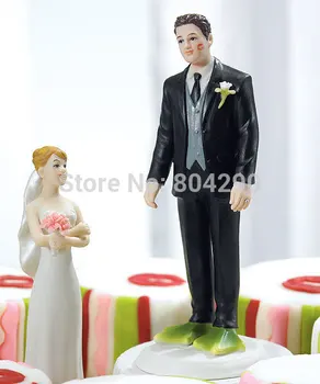 

Romantic Wedding Resin Cake Topper Decoration Resin Holding Bride Groom Figures