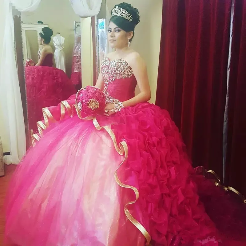 high-quality-ball-gown-quinceanera-dresses-girls-sweet-16-party-gowns-beaded-puffy-train-gold-edge-2017-vestidos-de-15-anos-prom-dresses.webp (2)_
