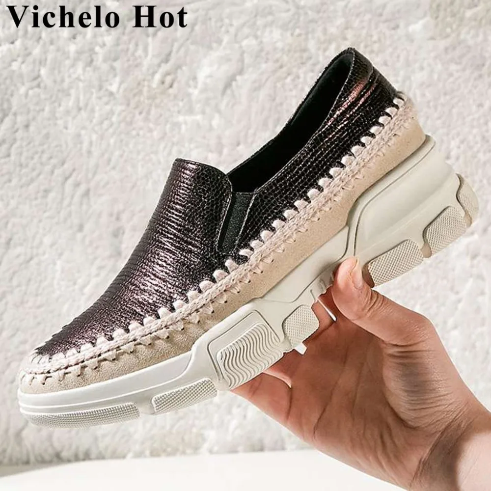 

Vichelo Hot 2019 luxury sheep leather slip on loafers straw decoration round toe flat platform med bottom vulcanized shoes L27