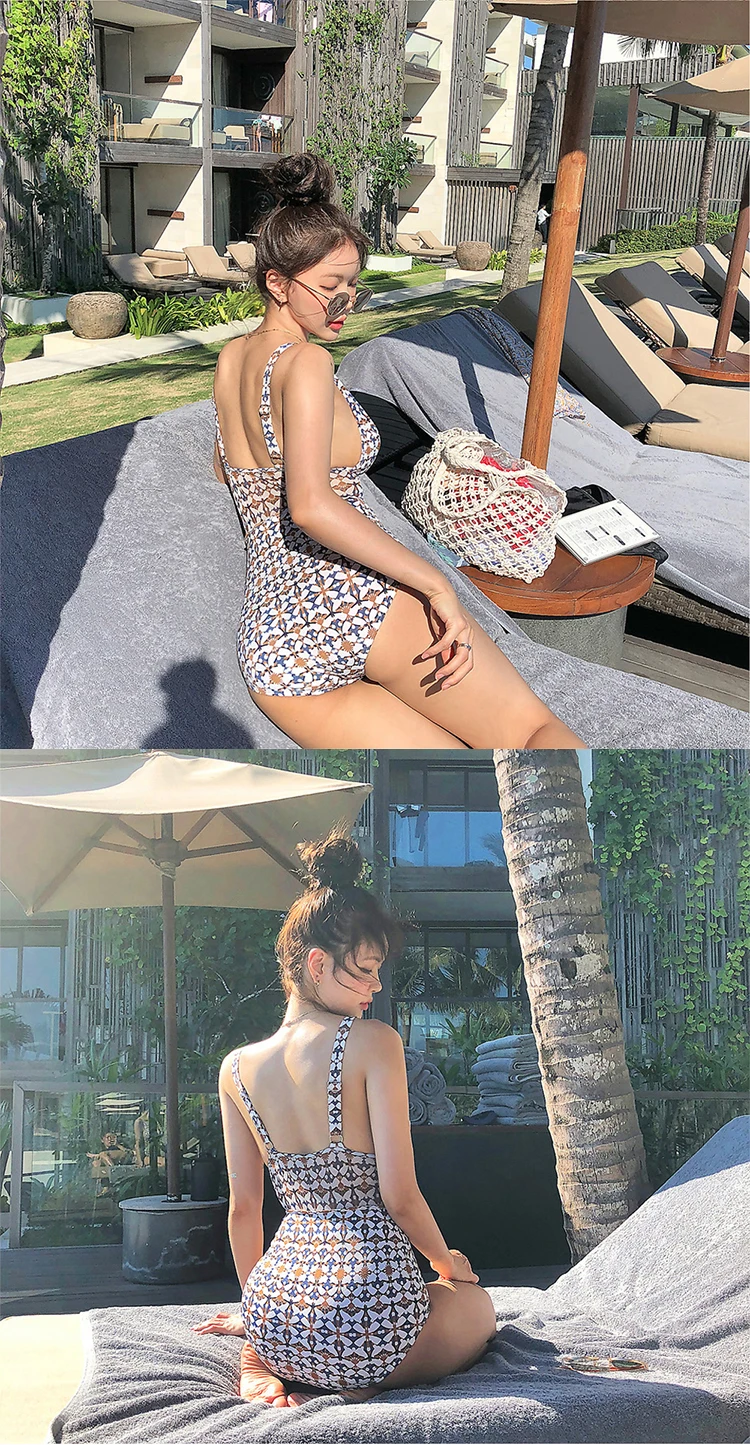 1049_22