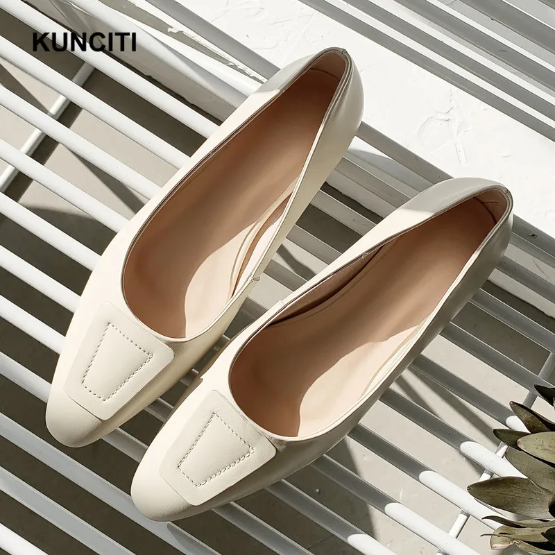 

2019 Women Soft Shoes Genuine Leather Ladies Flat Shoes Fashion Designer Leather Moccasins Shoes Woman Slip On Mules Shoes F946