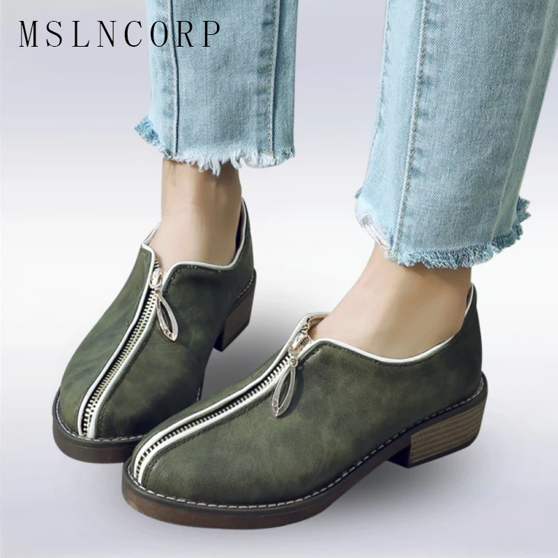 

Plus Size 34-43 Fashion Spring Autumn Woman British Style Women Shoes Casual Pantshoes Platform Zipper Slip On Comfortable Shoes