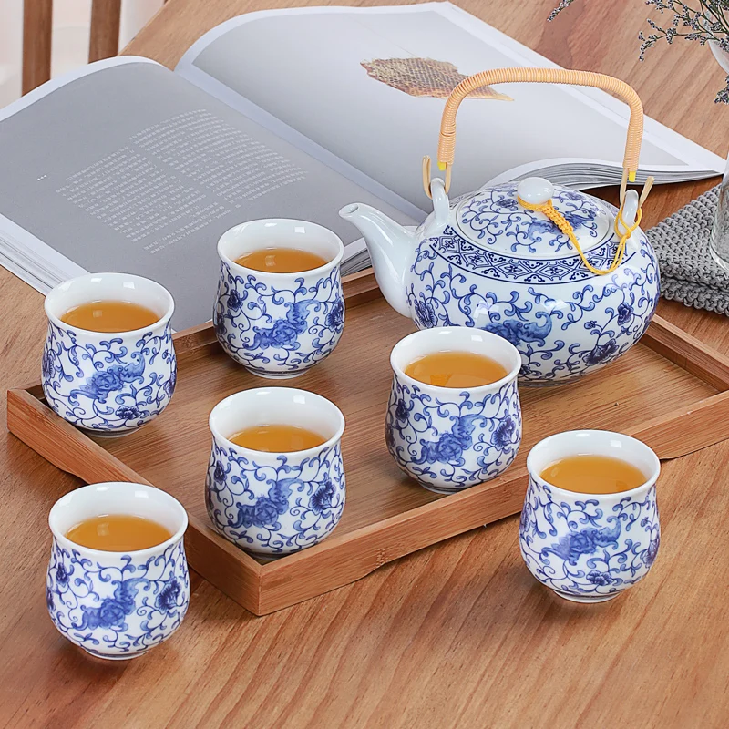 

Jingdezhen teapot ceramic tea set is set in the kitchen office appliance to send a family friend's gift