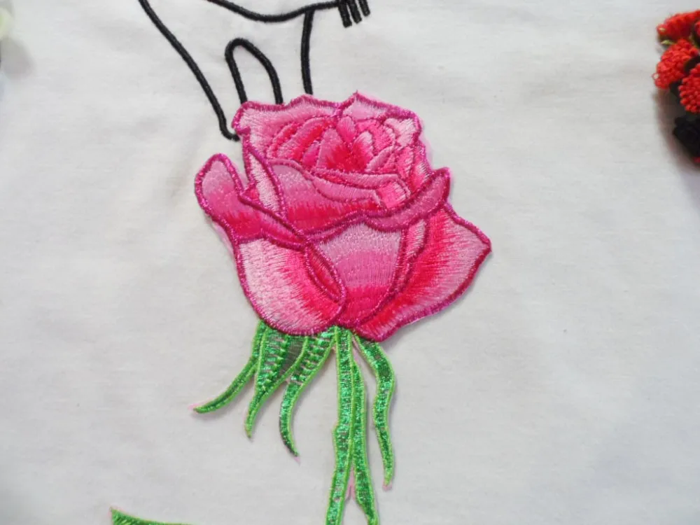 2818734798_1798990951