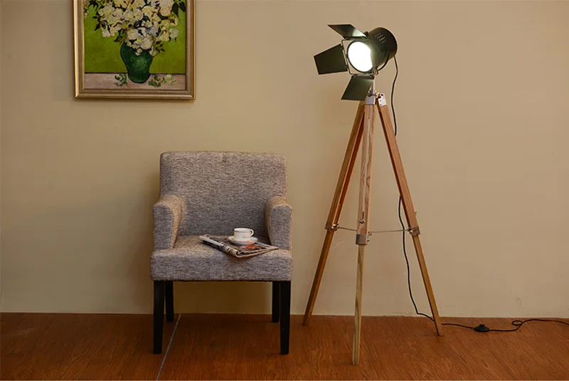European Vintage Solid Wood Lampstand Photography Floor Lamp Home Corporation Public Space Decoration 110V 220V (19)