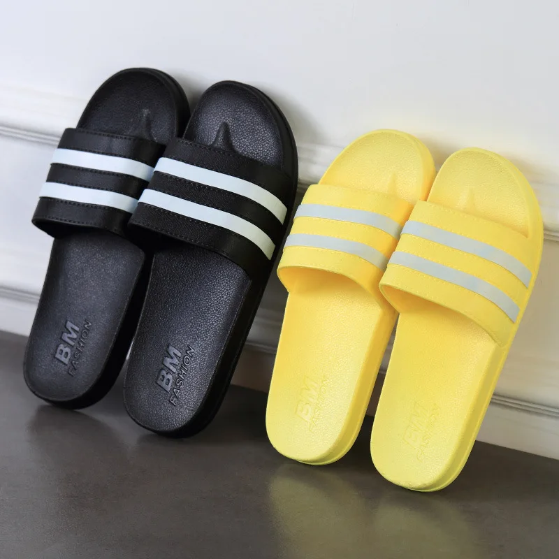 

2019 New Men's and Women's Slippers with Stripes Ultra-light Flat Non-slip Sandals Made of PVC Outdoor and Indoor Size 36-45