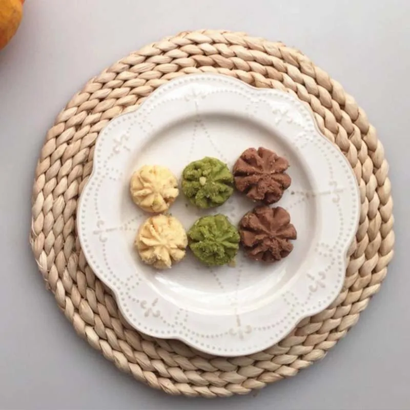 Простой стиль набор овальных подставок бежевого цвета для чая кукурузный мех