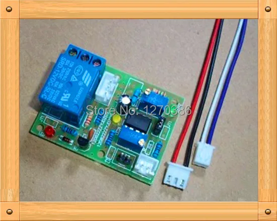 

Free Shipping!!! LM393 dual threshold voltage comparator / window voltage comparator module / relay module with 12V