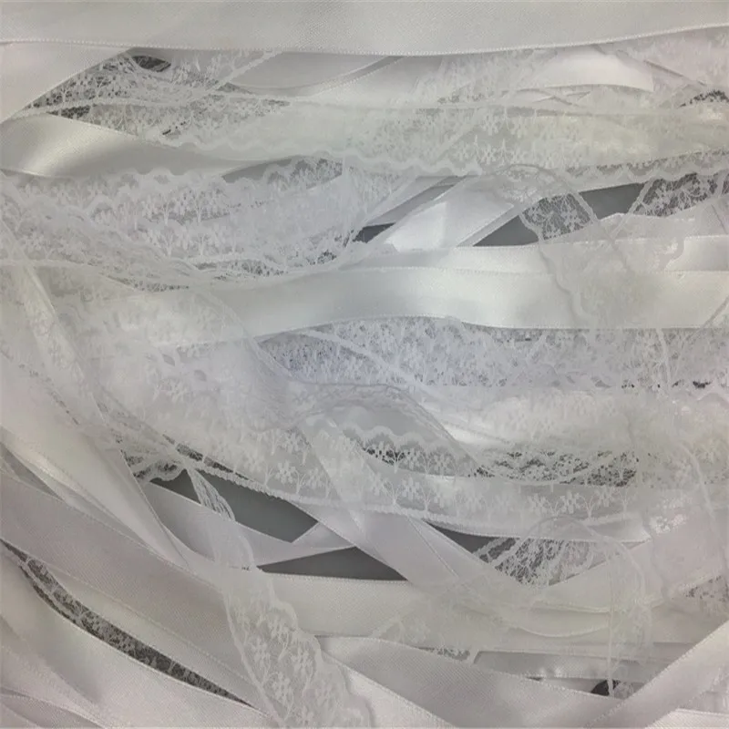 White-Ribbon-and-Lace-Fairy-Stick-Twirling-Streamers-30Pcs-Festival-Party-Favor-Confetti-Ribbon-Wedding-Sticks (4)