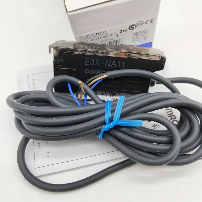 1PC New Omron sensor switch E3X-HD11 2M