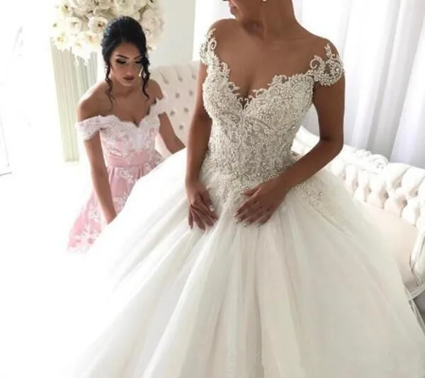 fashion-sparkly-crystal-beads-princess-new-ball-gown-wedding-dress-short-sleeve-custom-made-bridal-lace-tulle-high-quality-transparent (2)_副本