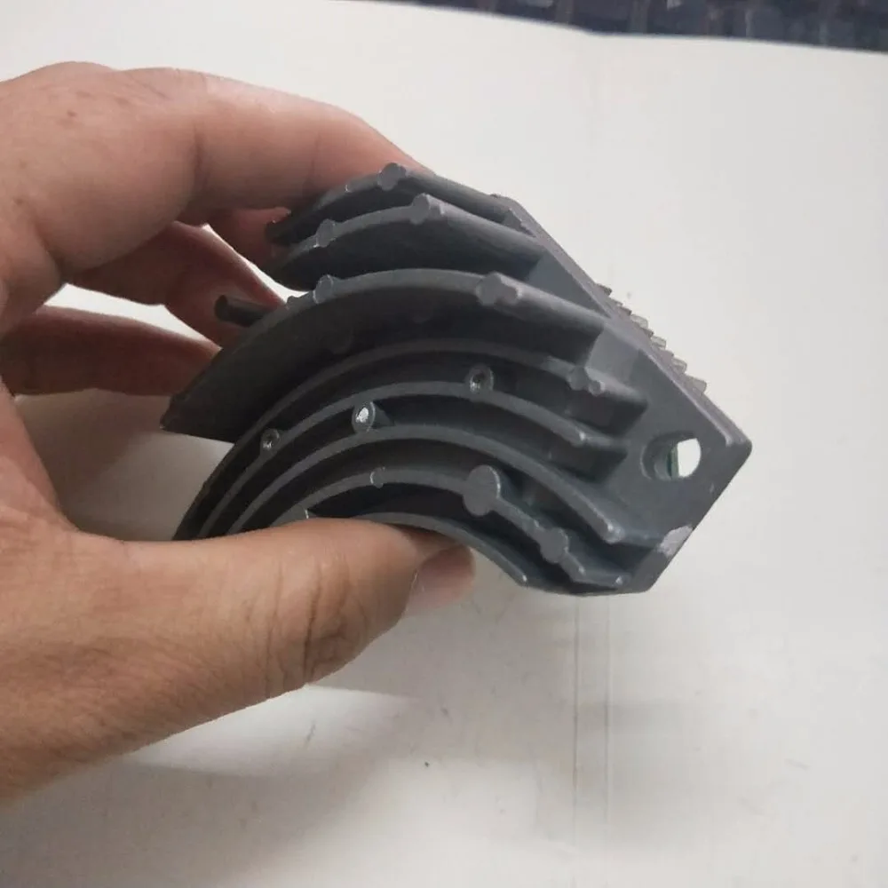 796328775630875104