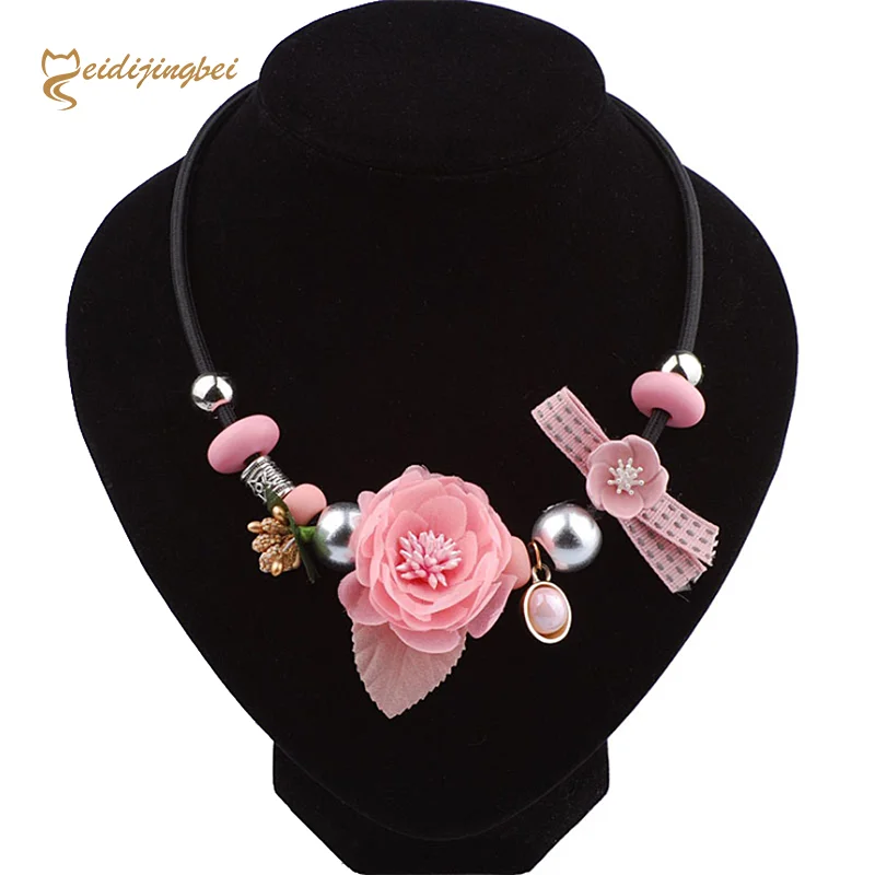 Coreano da forma das mulheres simples colar de flores de verão novo selvagem retro handmade pano colar para comprar