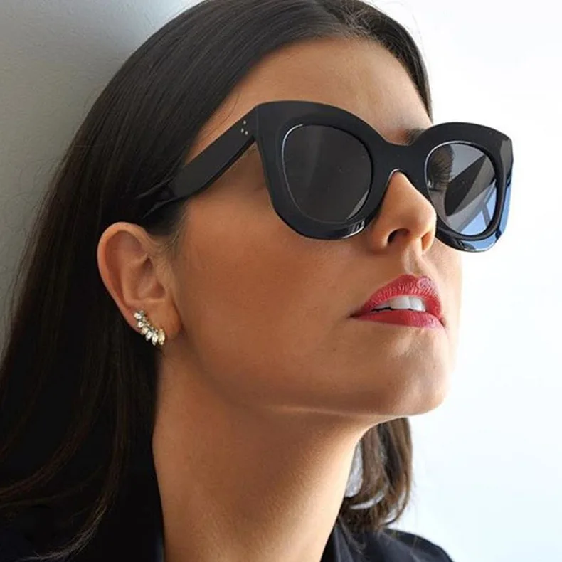 ZXTREE Модные солнцезащитные очки Для женщин Винтаж заклепки солнцезащитные очки женский большой кадр Стиль очки Дамы Óculos De Sol UV400 Z198