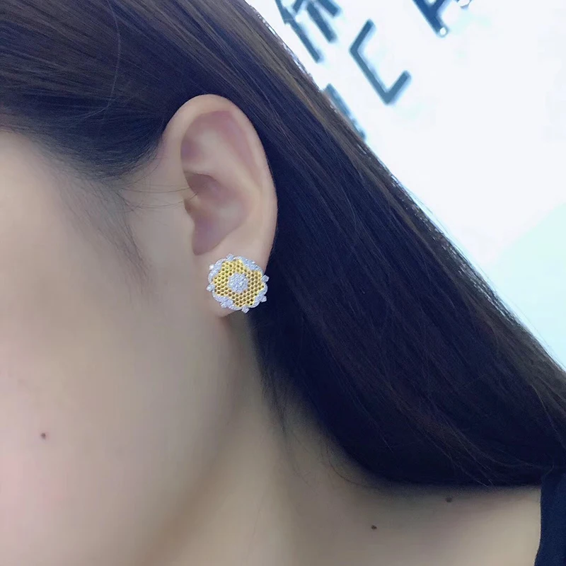 Local focal 925 silver Floral cut-out design stylish shiny stud earrings