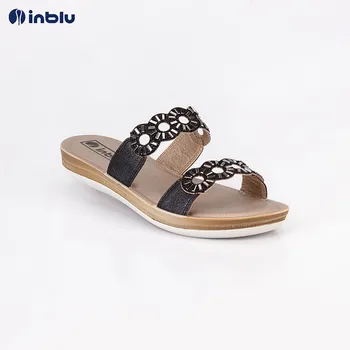 

INBLU Slippers comfortable with studs