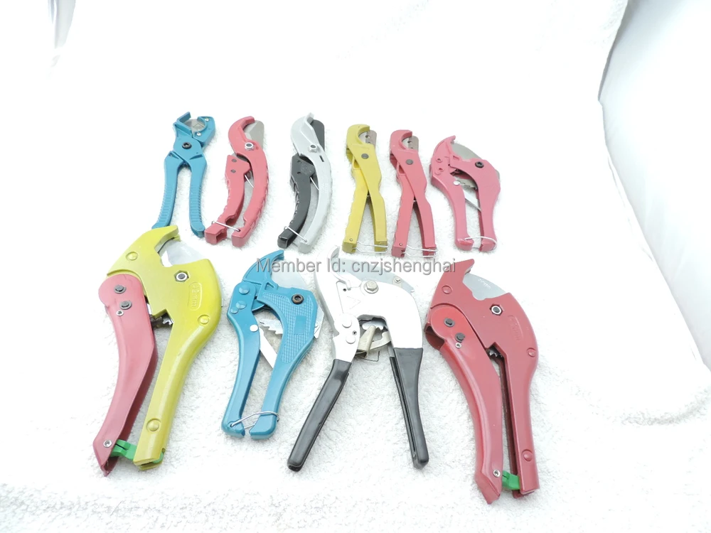 Good quality hot sale new type manual 42mm pvc tube scissors or ppr pipe scissors for plumber tools in China