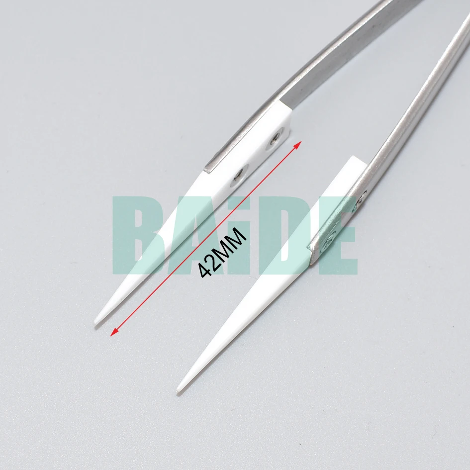 white tweezers 