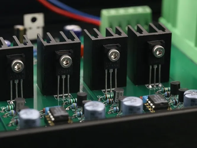 Finished E1 Class A Headphone Amplifier Based on
