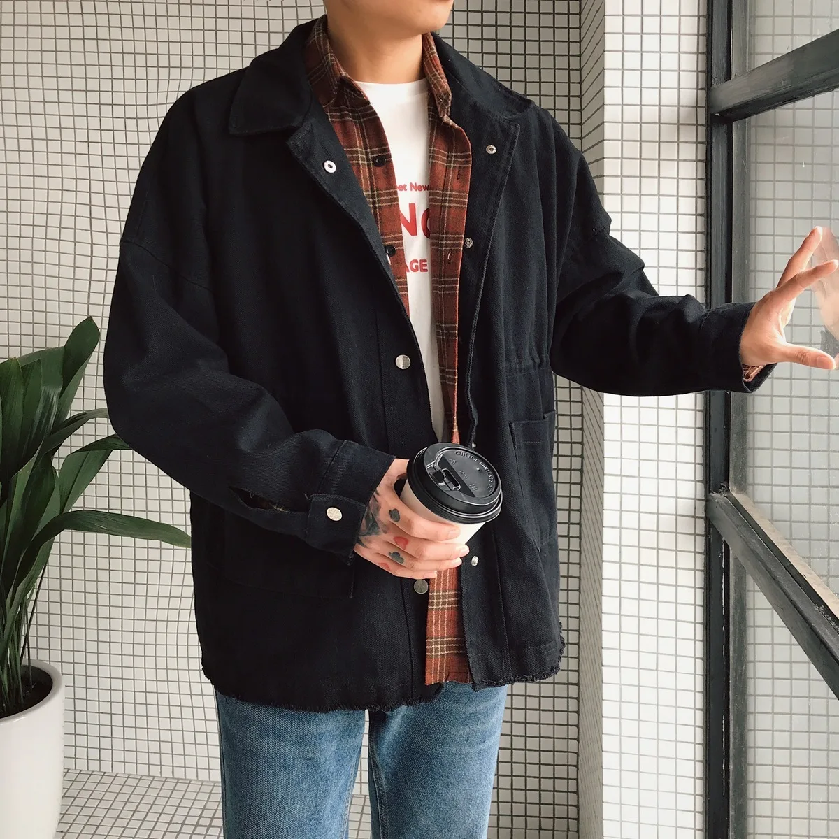 2018 Korean Style Men's Fashion Trend Casual Bomber Streetwear Denim Jackets Loose Coats Green/camel/black Windbreaker M-2XL 2018 Korean Style Men's Fashion Trend Casual Bomber Streetwear Denim Jackets Loose Coats Green/camel/black Windbreaker M-2XL