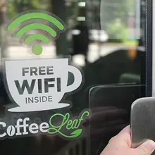 Пользовательская клейкая этикетка для пластиковой бутылки Водонепроницаемая прозрачная печать наклеек- PX8001