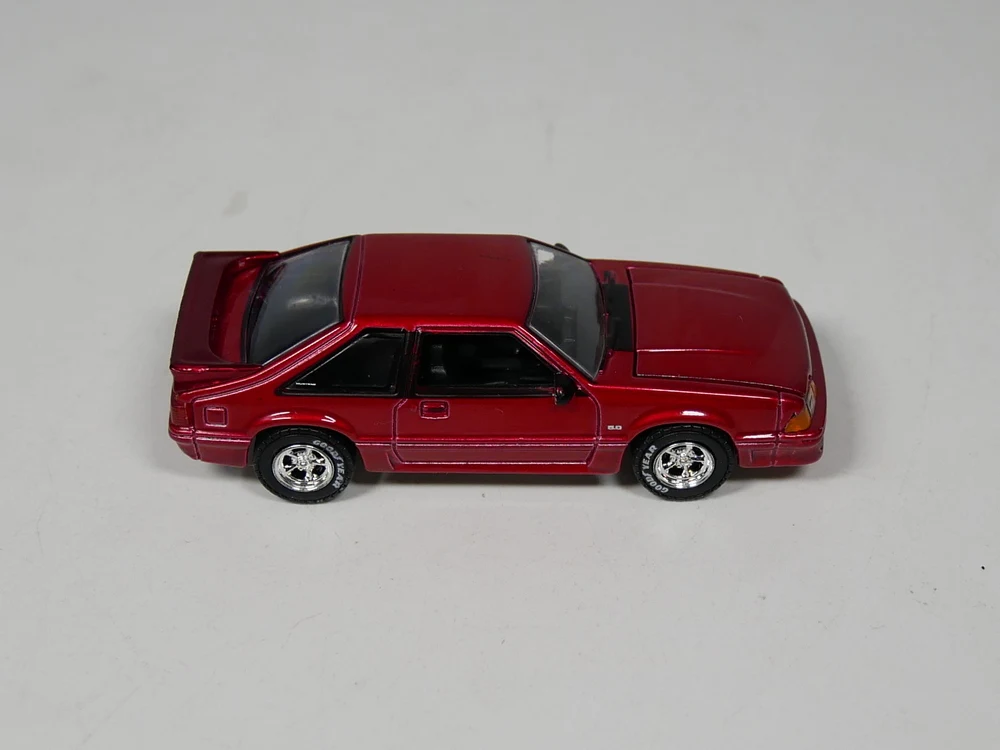 Авто ИНН-Greenlight 1: 64 1991 Ford Mustang литья под давлением модель автомобиля