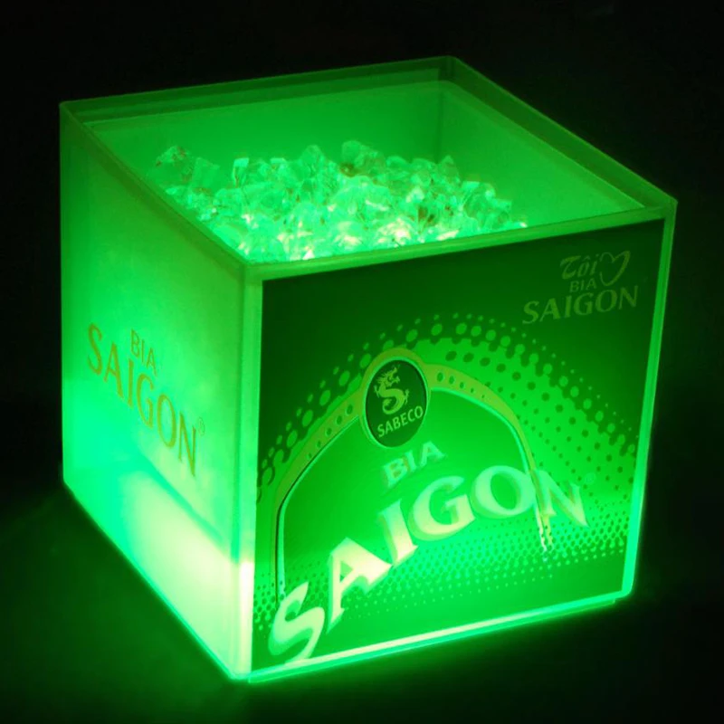 

Square 3.5L LED Ice Bucket Double Shell Wine Cooler Holder Color Changing Champagne Drink Rack Bar/Home/Party 3*AAA Batteries