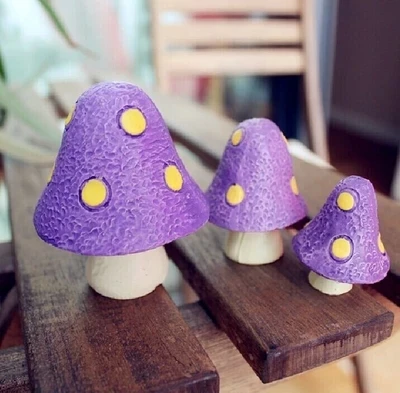 

AIBEI-ZAKKA Resin Mushroom 3PCS/LOT Miniatures for Decoration Artificial Mini Garden Cabochon Photo Props Crafts